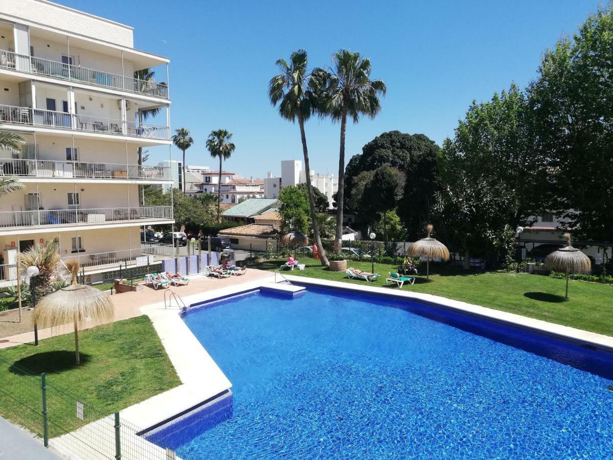 Appartement Carihuela Park Palace à Torremolinos Extérieur photo